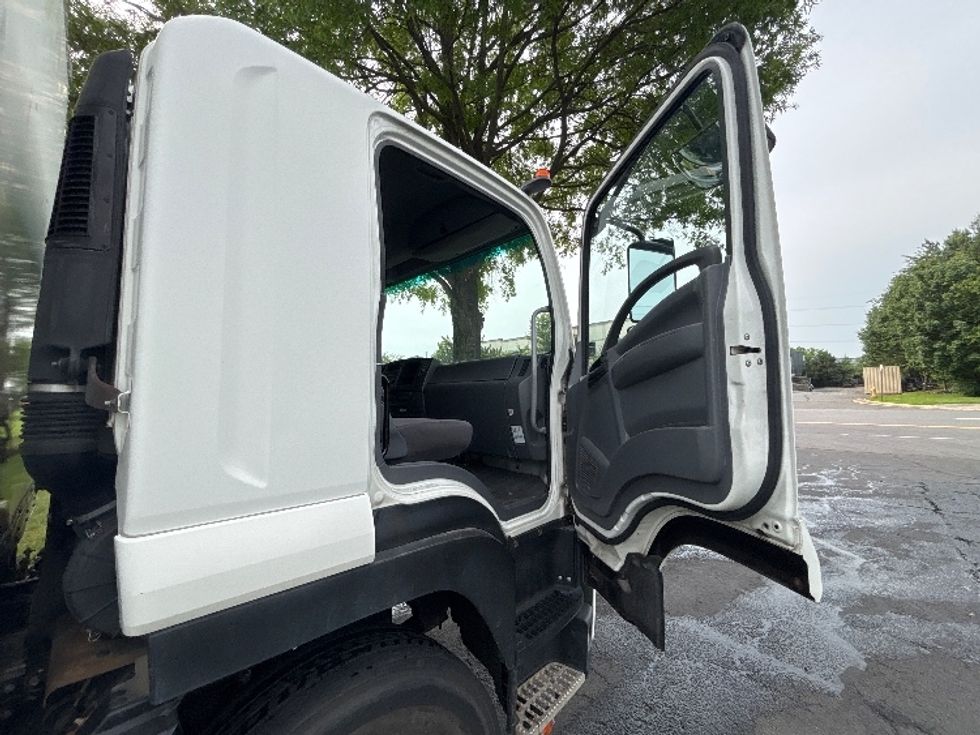 Medium Duty Box Truck-Light and Medium Duty Trucks-Isuzu-2020-FTR-Manassas-VA-108,731\n\t\tmiles-$ 61,750 - Image 20