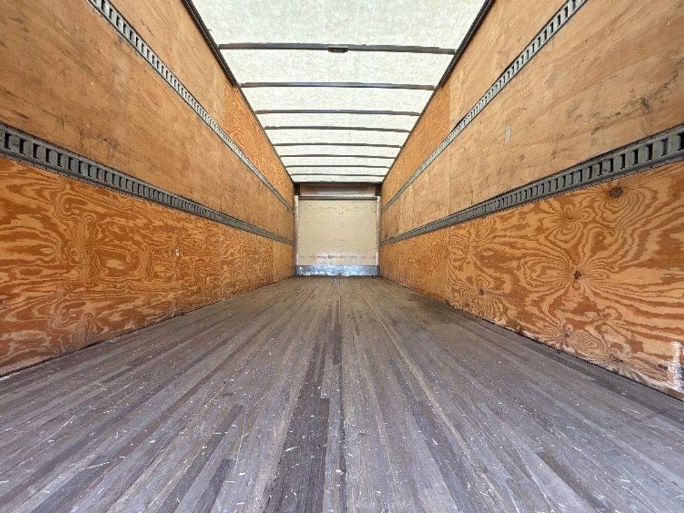 Medium Duty Box Truck-Light and Medium Duty Trucks-Isuzu-2020-FTR-Manassas-VA-108,731\n\t\tmiles-$ 61,750 - Image 8
