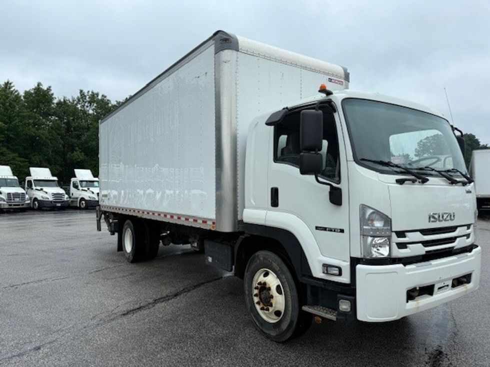Medium Duty Box Truck-Light and Medium Duty Trucks-Isuzu-2020-FTR-Oakwood Village-OH-94,263\n\t\tmiles-$ 62,250 - Image 1