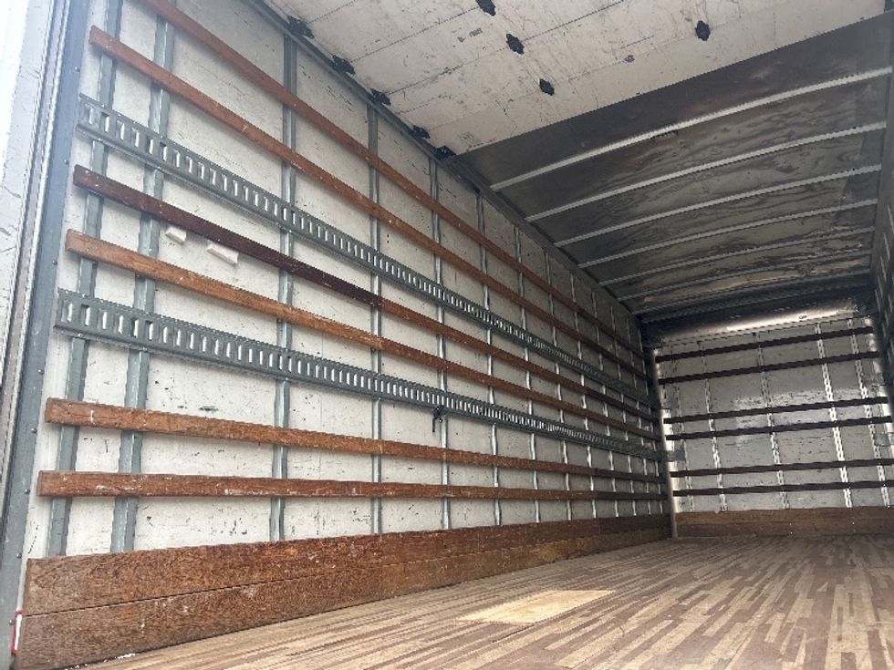 Medium Duty Box Truck-Light and Medium Duty Trucks-Isuzu-2020-FTR-Pensacola-FL-138,666\n\t\tmiles-$ 55,250 - Image 11