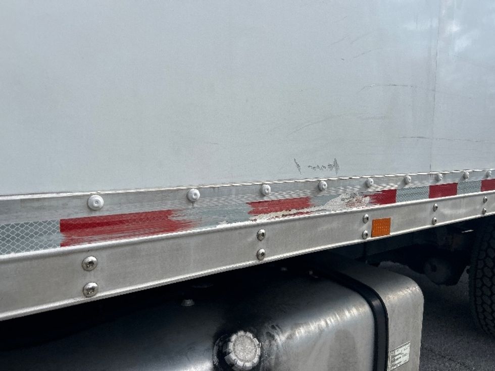 Medium Duty Box Truck-Light and Medium Duty Trucks-Isuzu-2020-FTR-Pensacola-FL-138,666\n\t\tmiles-$ 55,250 - Image 26