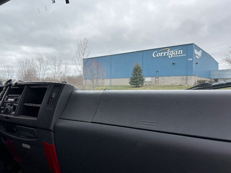 Medium Duty Box Truck-Light and Medium Duty Trucks-Isuzu-2020-FTR-Rochester-NY-82,822\n\t\tmiles-$ 47,500 - Image 21