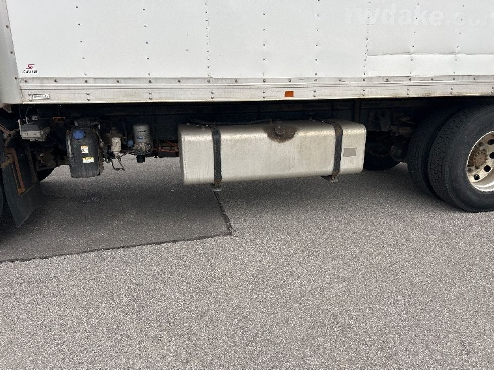 Medium Duty Box Truck-Light and Medium Duty Trucks-Isuzu-2020-FTR-Rochester-NY-82,822\n\t\tmiles-$ 47,500 - Image 5