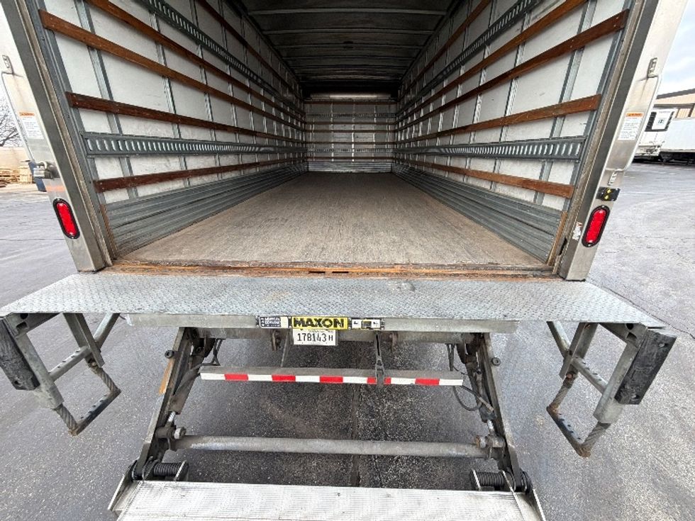 Medium Duty Box Truck-Light and Medium Duty Trucks-Isuzu-2020-FTR-Sturtevant-WI-182,527\n\t\tmiles-$ 47,500 - Image 10