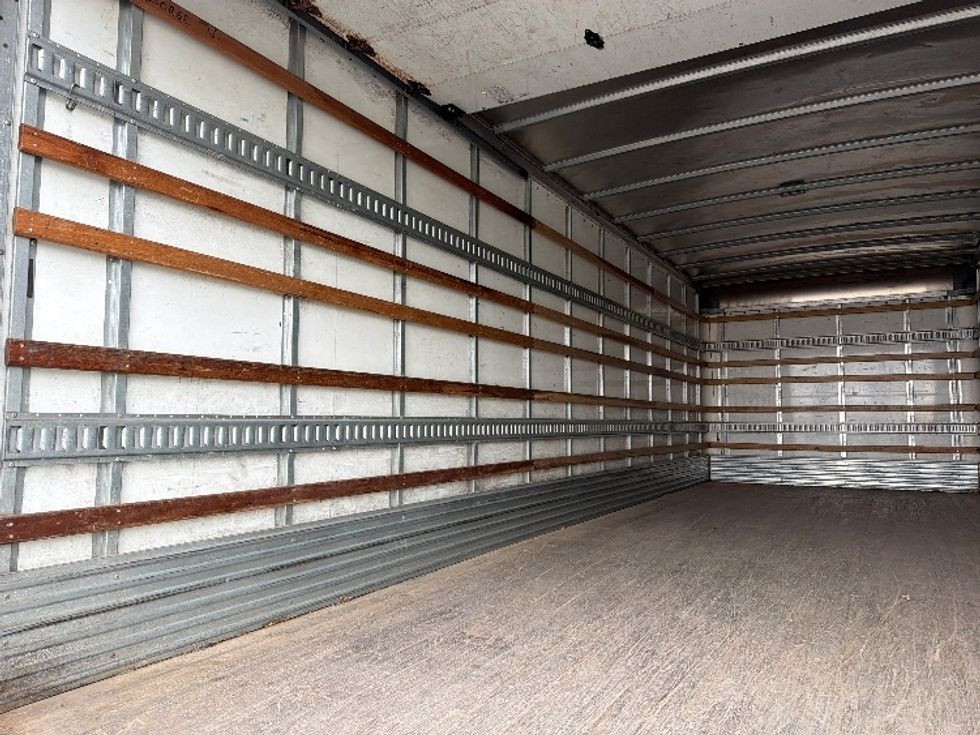 Medium Duty Box Truck-Light and Medium Duty Trucks-Isuzu-2020-FTR-Sturtevant-WI-182,527\n\t\tmiles-$ 47,500 - Image 11