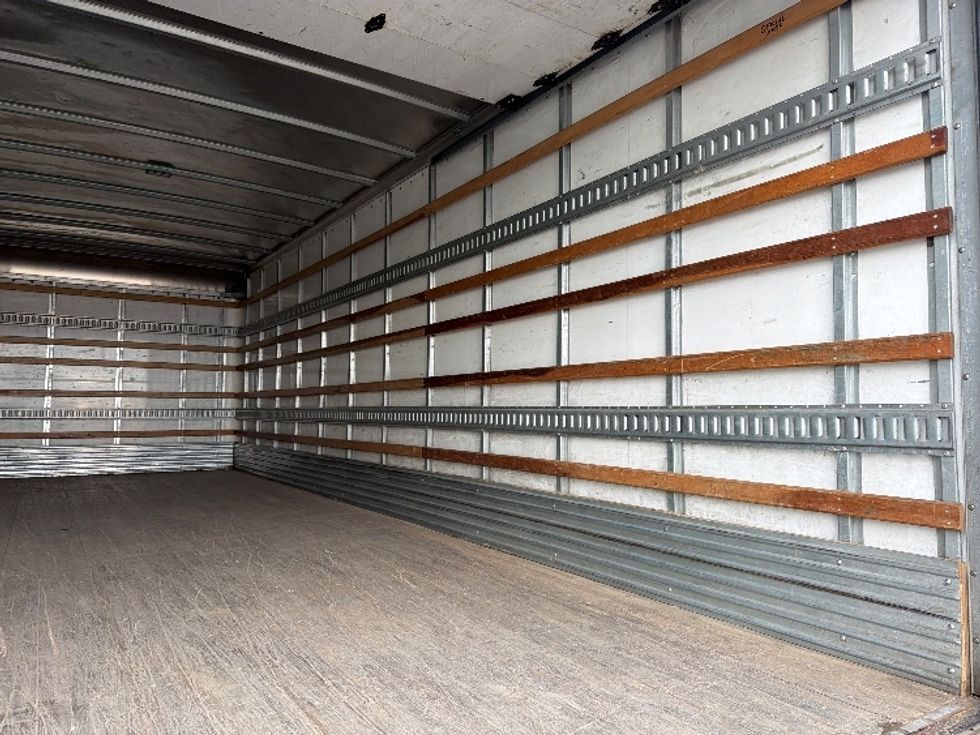 Medium Duty Box Truck-Light and Medium Duty Trucks-Isuzu-2020-FTR-Sturtevant-WI-182,527\n\t\tmiles-$ 47,500 - Image 12