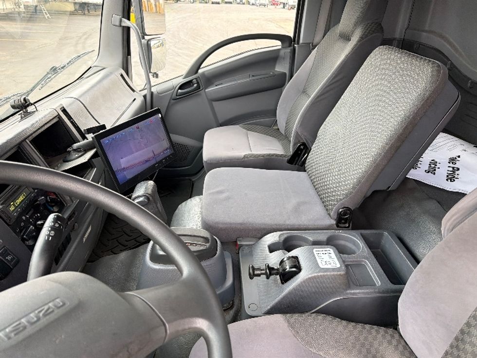 Medium Duty Box Truck-Light and Medium Duty Trucks-Isuzu-2020-FTR-Sturtevant-WI-182,527\n\t\tmiles-$ 47,500 - Image 19