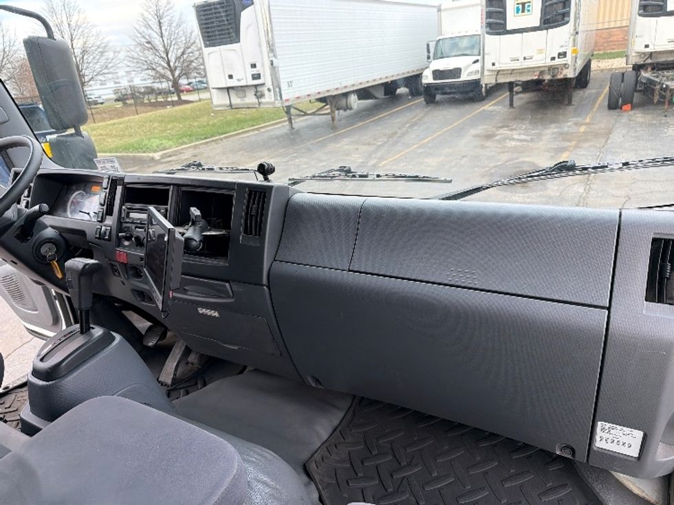 Medium Duty Box Truck-Light and Medium Duty Trucks-Isuzu-2020-FTR-Sturtevant-WI-182,527\n\t\tmiles-$ 47,500 - Image 21