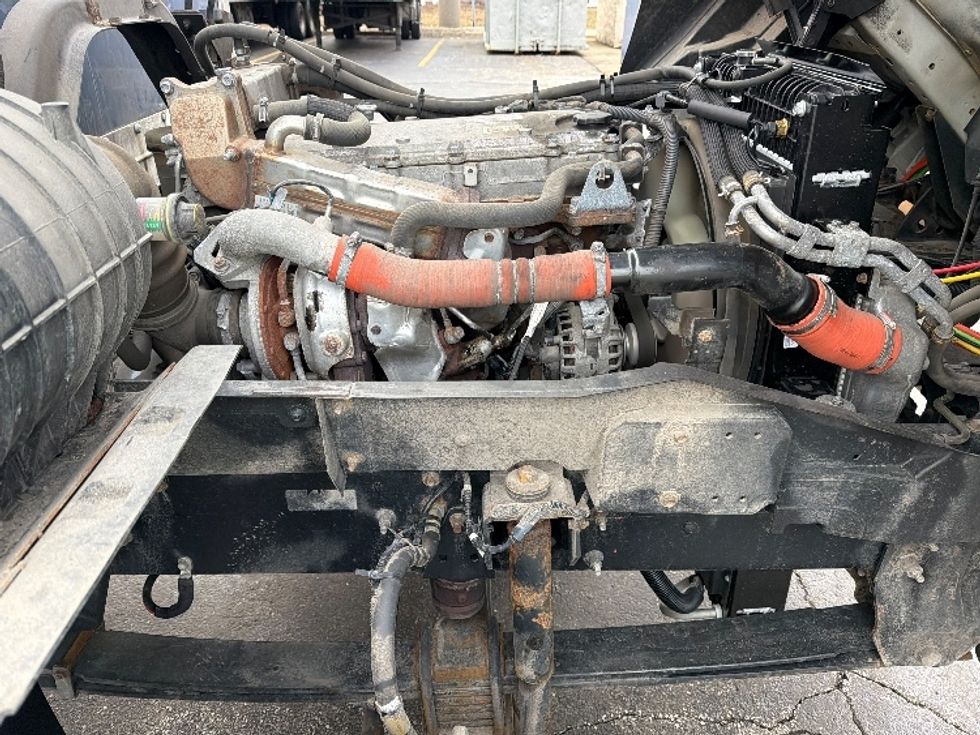 Medium Duty Box Truck-Light and Medium Duty Trucks-Isuzu-2020-FTR-Sturtevant-WI-182,527\n\t\tmiles-$ 47,500 - Image 24