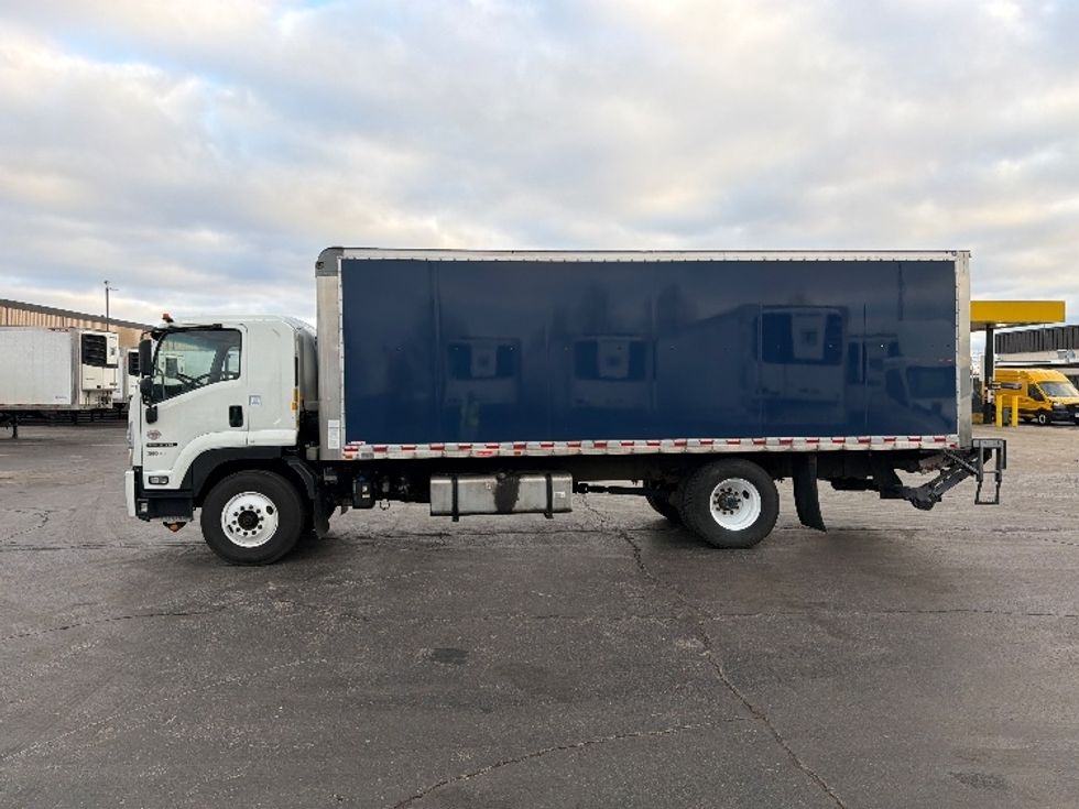 Medium Duty Box Truck-Light and Medium Duty Trucks-Isuzu-2020-FTR-Sturtevant-WI-182,527\n\t\tmiles-$ 47,500 - Image 4