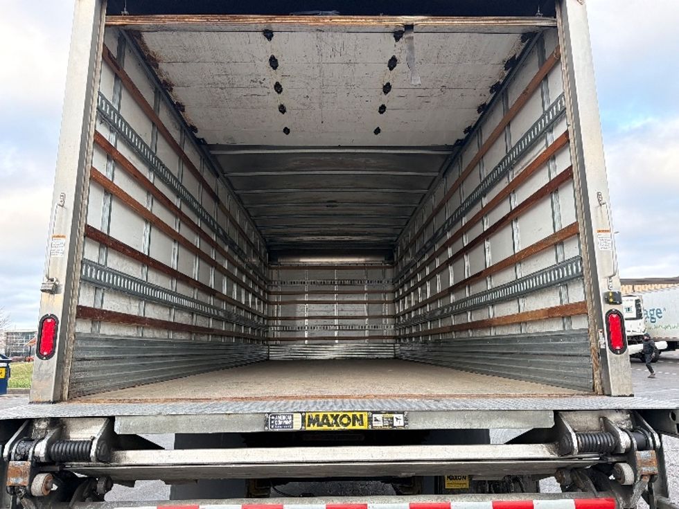 Medium Duty Box Truck-Light and Medium Duty Trucks-Isuzu-2020-FTR-Sturtevant-WI-182,527\n\t\tmiles-$ 47,500 - Image 8