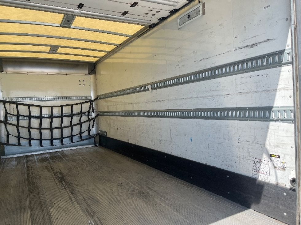 Medium Duty Box Truck-Light and Medium Duty Trucks-Isuzu-2020-FTR-Torrance-CA-34,243\n\t\tmiles-$ 62,250 - Image 12