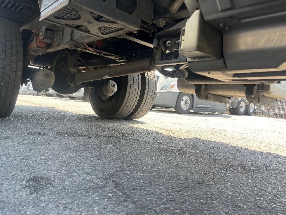 Medium Duty Box Truck-Light and Medium Duty Trucks-Isuzu-2020-FTR-Torrance-CA-34,243\n\t\tmiles-$ 62,250 - Image 14