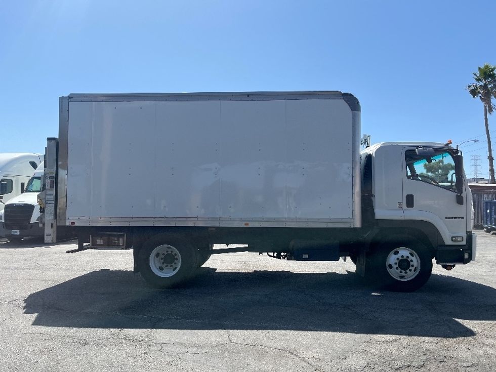 Medium Duty Box Truck-Light and Medium Duty Trucks-Isuzu-2020-FTR-Torrance-CA-34,243\n\t\tmiles-$ 62,250 - Image 15