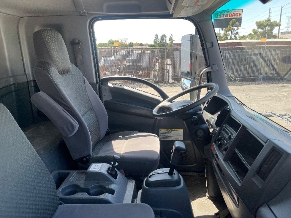 Medium Duty Box Truck-Light and Medium Duty Trucks-Isuzu-2020-FTR-Torrance-CA-34,243\n\t\tmiles-$ 62,250 - Image 22