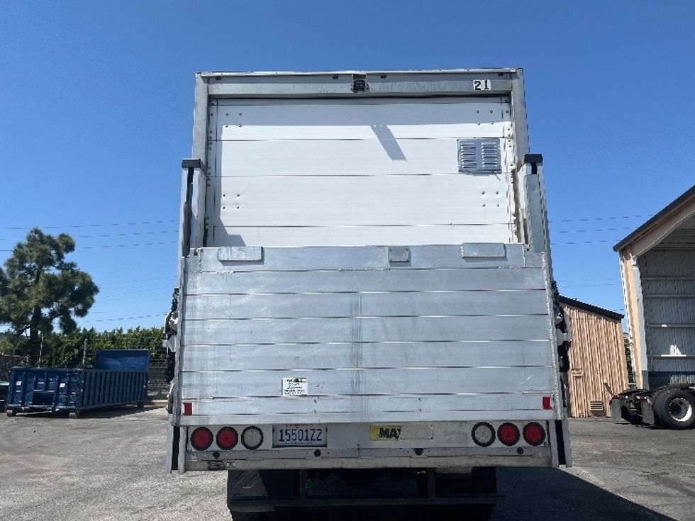 Medium Duty Box Truck-Light and Medium Duty Trucks-Isuzu-2020-FTR-Torrance-CA-34,243\n\t\tmiles-$ 62,250 - Image 7