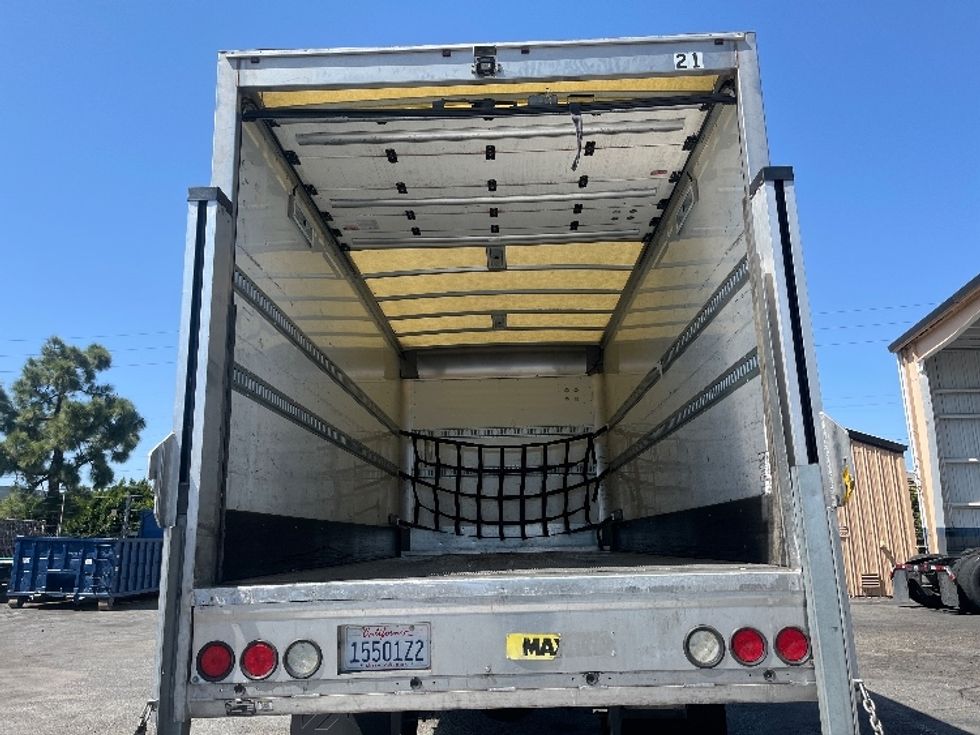 Medium Duty Box Truck-Light and Medium Duty Trucks-Isuzu-2020-FTR-Torrance-CA-34,243\n\t\tmiles-$ 62,250 - Image 8