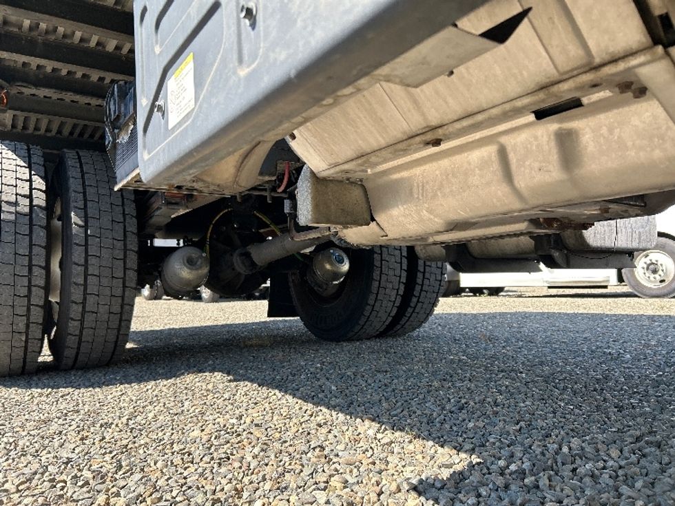 Medium Duty Box Truck-Light and Medium Duty Trucks-Isuzu-2020-FTR-West Sacramento-CA-30,470\n\t\tmiles-$ 58,500 - Image 13