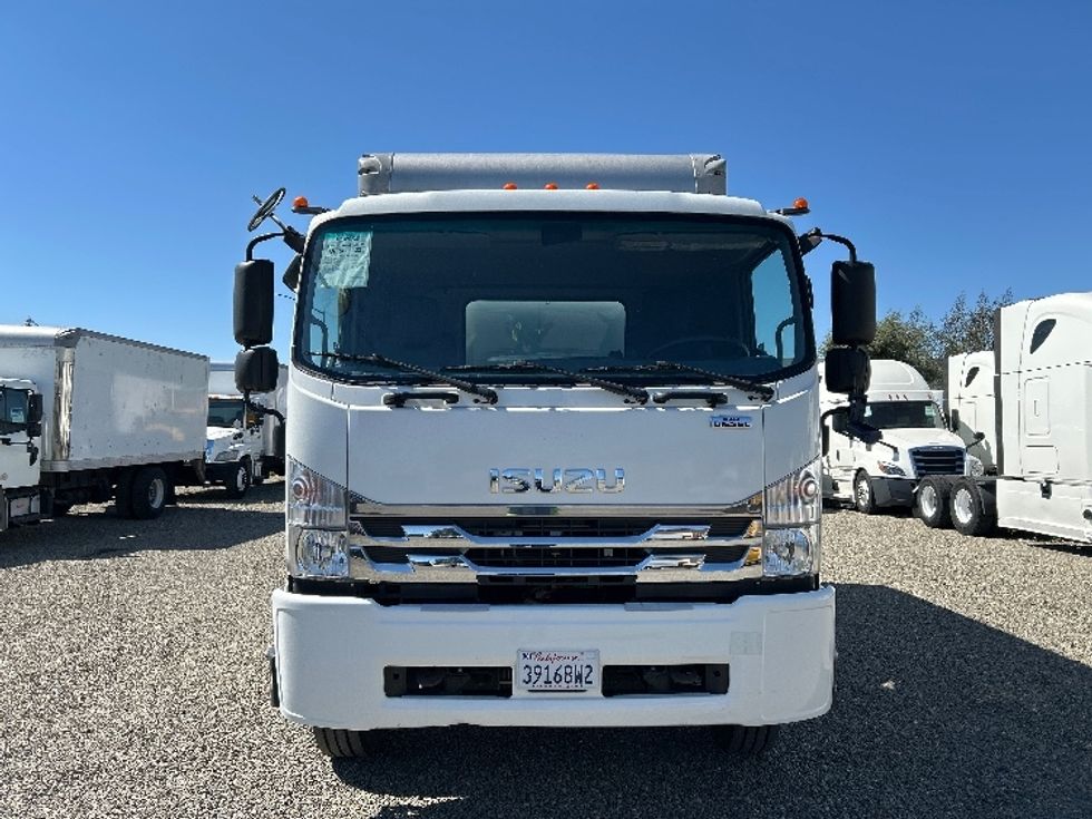 Medium Duty Box Truck-Light and Medium Duty Trucks-Isuzu-2020-FTR-West Sacramento-CA-30,470\n\t\tmiles-$ 58,500 - Image 2