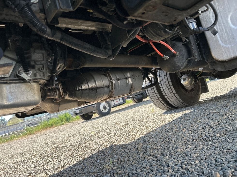 Medium Duty Box Truck-Light and Medium Duty Trucks-Isuzu-2020-FTR-West Sacramento-CA-30,470\n\t\tmiles-$ 58,500 - Image 5