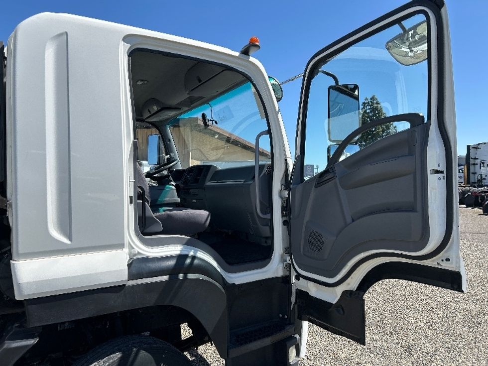 Medium Duty Box Truck-Light and Medium Duty Trucks-Isuzu-2020-FTR-West Sacramento-CA-40,945\n\t\tmiles-$ 59,000 - Image 20