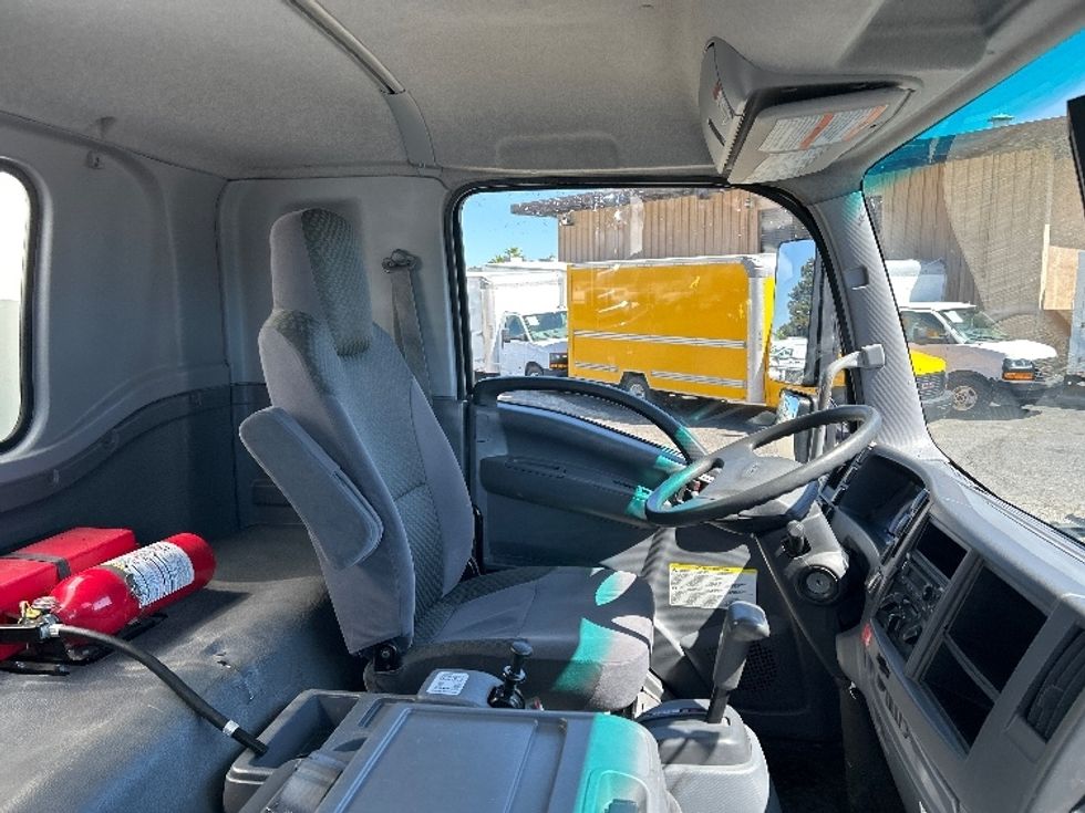 Medium Duty Box Truck-Light and Medium Duty Trucks-Isuzu-2020-FTR-West Sacramento-CA-40,945\n\t\tmiles-$ 59,000 - Image 22