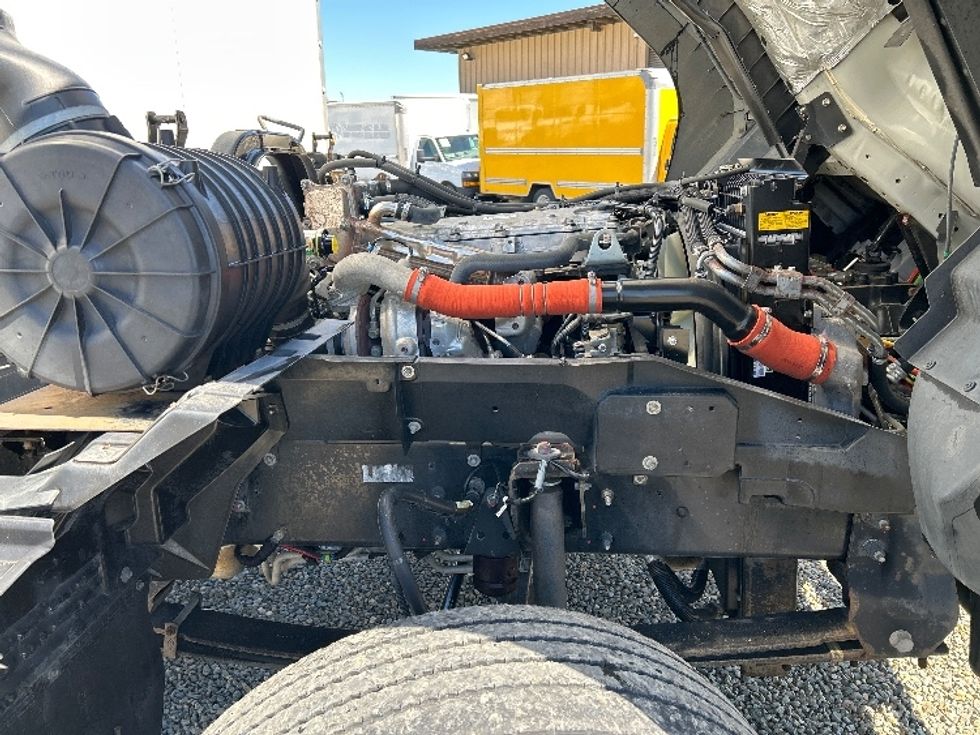 Medium Duty Box Truck-Light and Medium Duty Trucks-Isuzu-2020-FTR-West Sacramento-CA-40,945\n\t\tmiles-$ 59,000 - Image 23