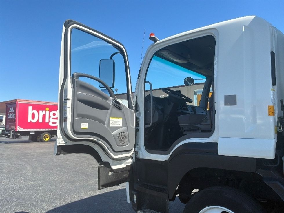 Medium Duty Box Truck-Light and Medium Duty Trucks-Isuzu-2020-FTR-West Sacramento-CA-45,960\n\t\tmiles-$ 58,250 - Image 16