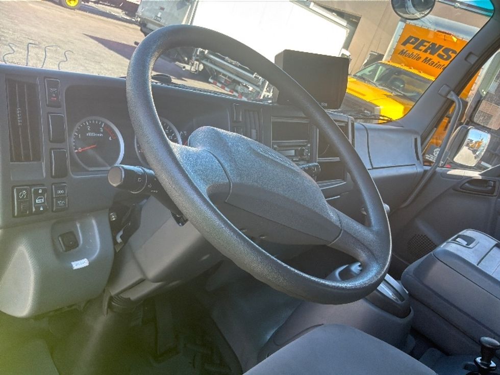Medium Duty Box Truck-Light and Medium Duty Trucks-Isuzu-2020-FTR-West Sacramento-CA-45,960\n\t\tmiles-$ 58,250 - Image 17