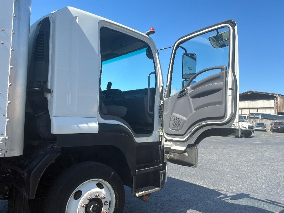 Medium Duty Box Truck-Light and Medium Duty Trucks-Isuzu-2020-FTR-West Sacramento-CA-45,960\n\t\tmiles-$ 58,250 - Image 20