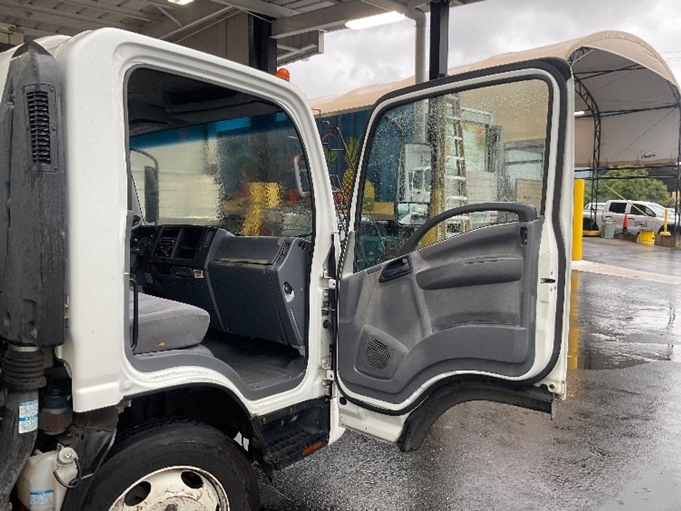 Medium Duty Box Truck-Light and Medium Duty Trucks-Isuzu-2020-NQR-Anaheim-CA-150,462\n\t\tmiles-$ 40,000 - Image 20