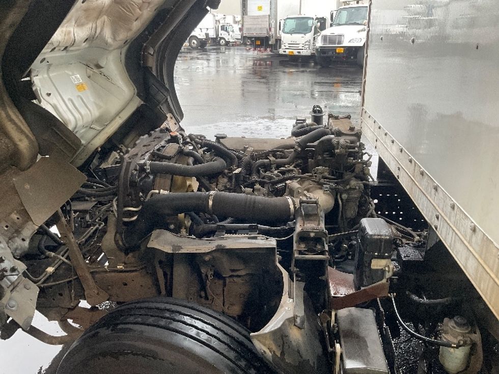 Medium Duty Box Truck-Light and Medium Duty Trucks-Isuzu-2020-NQR-Anaheim-CA-150,462\n\t\tmiles-$ 40,000 - Image 23