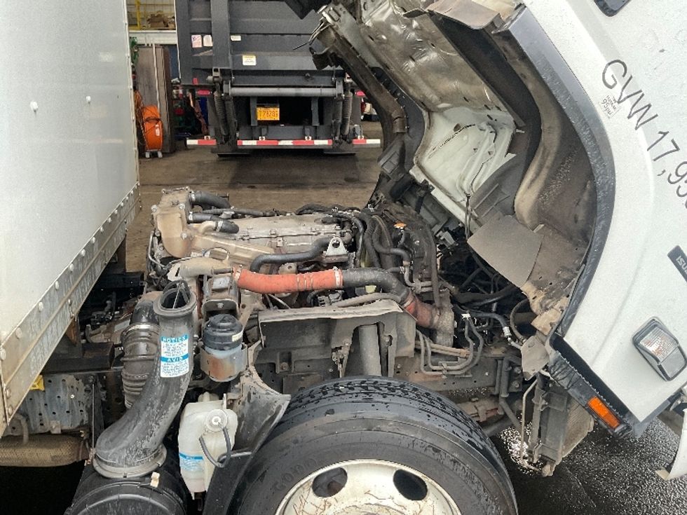 Medium Duty Box Truck-Light and Medium Duty Trucks-Isuzu-2020-NQR-Anaheim-CA-150,462\n\t\tmiles-$ 40,000 - Image 24