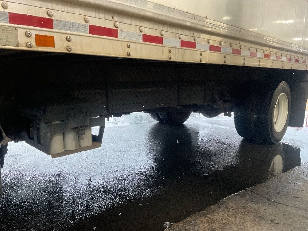 Medium Duty Box Truck-Light and Medium Duty Trucks-Isuzu-2020-NQR-Anaheim-CA-150,462\n\t\tmiles-$ 40,000 - Image 5
