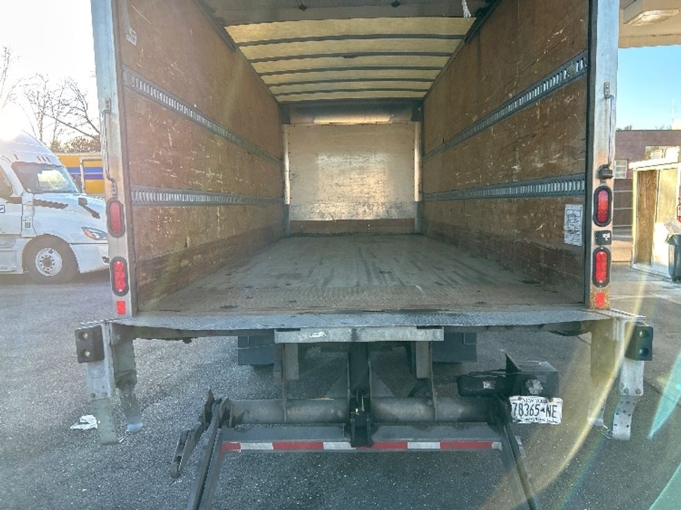 Medium Duty Box Truck-Light and Medium Duty Trucks-Isuzu-2020-NQR-Central Islip-NY-126,740\n\t\tmiles-$ 41,000 - Image 10