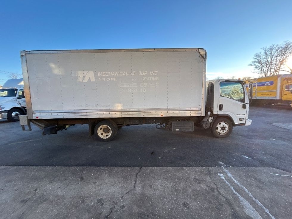 Medium Duty Box Truck-Light and Medium Duty Trucks-Isuzu-2020-NQR-Central Islip-NY-126,740\n\t\tmiles-$ 41,000 - Image 15