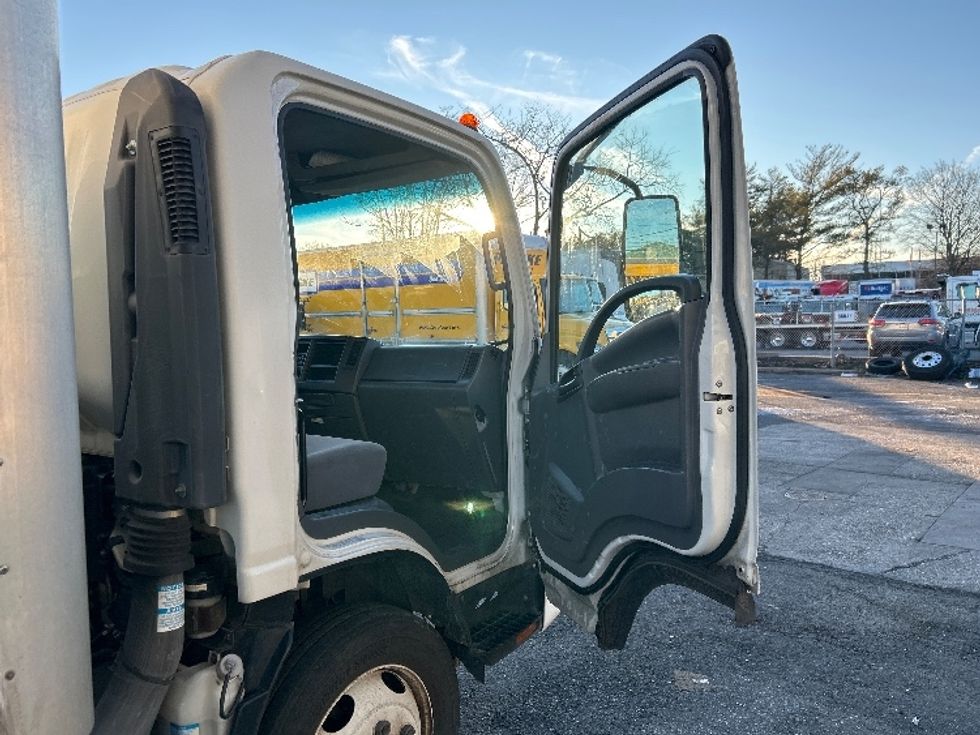 Medium Duty Box Truck-Light and Medium Duty Trucks-Isuzu-2020-NQR-Central Islip-NY-126,740\n\t\tmiles-$ 41,000 - Image 20