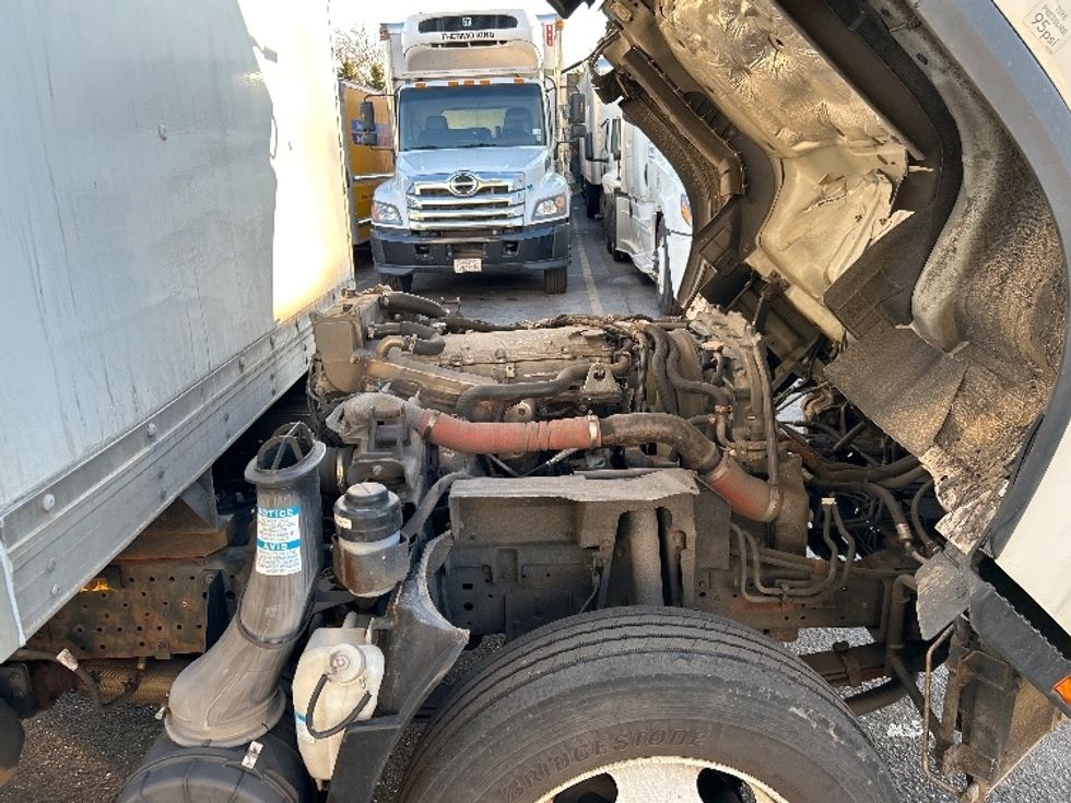 Medium Duty Box Truck-Light and Medium Duty Trucks-Isuzu-2020-NQR-Central Islip-NY-126,740\n\t\tmiles-$ 41,000 - Image 23