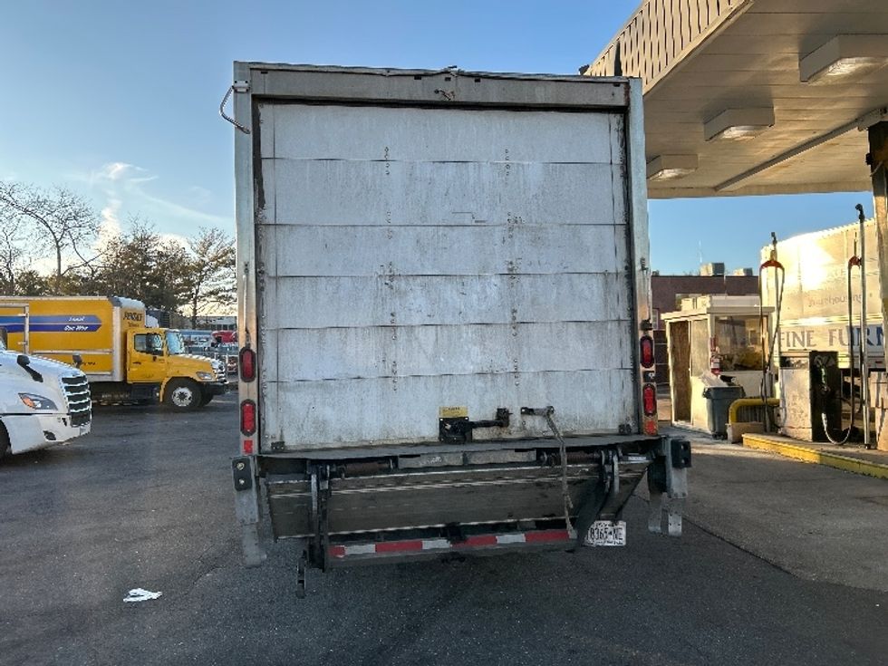 Medium Duty Box Truck-Light and Medium Duty Trucks-Isuzu-2020-NQR-Central Islip-NY-126,740\n\t\tmiles-$ 41,000 - Image 7