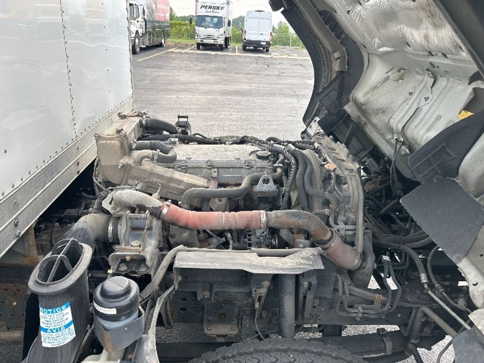 Medium Duty Box Truck-Light and Medium Duty Trucks-Isuzu-2020-NQR-Columbus-OH-183,507\n\t\tmiles-$ 33,500 - Image 23