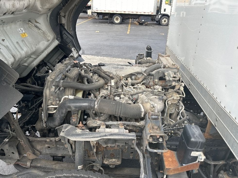 Medium Duty Box Truck-Light and Medium Duty Trucks-Isuzu-2020-NQR-Columbus-OH-183,507\n\t\tmiles-$ 33,500 - Image 24