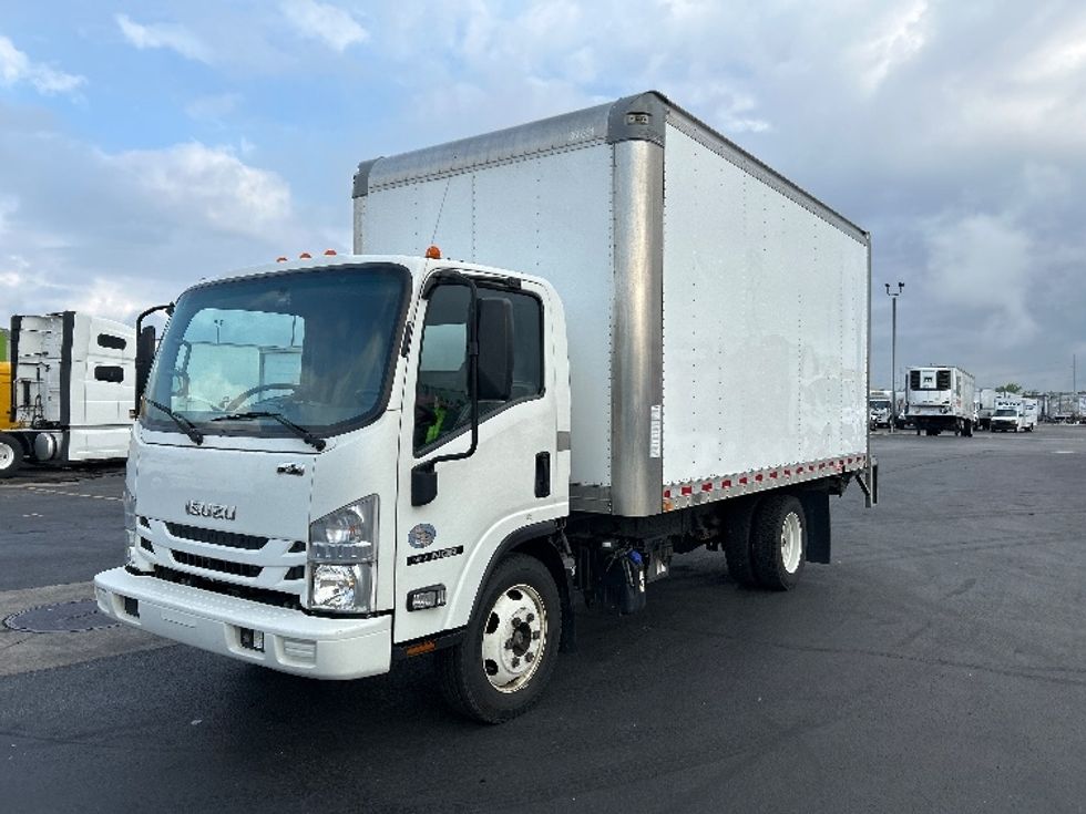 Medium Duty Box Truck-Light and Medium Duty Trucks-Isuzu-2020-NQR-Columbus-OH-183,507\n\t\tmiles-$ 33,500 - Image 3