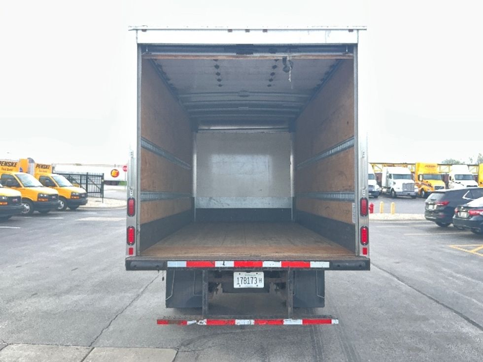 Medium Duty Box Truck-Light and Medium Duty Trucks-Isuzu-2020-NQR-East Chicago-IN-62,641\n\t\tmiles-$ 49,000 - Image 8