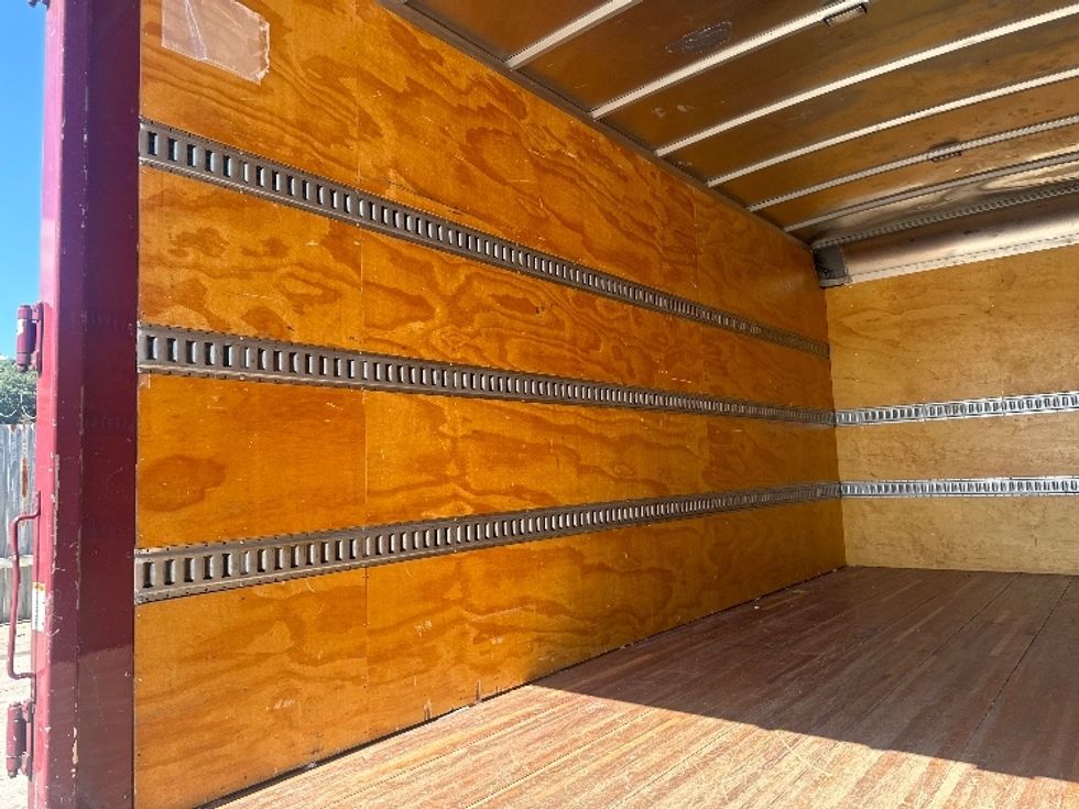 Medium Duty Box Truck-Light and Medium Duty Trucks-Isuzu-2020-NQR-Elmsford-NY-96,831\n\t\tmiles-$ 48,500 - Image 11