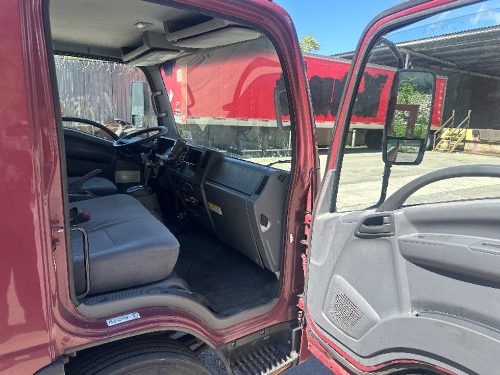 Medium Duty Box Truck-Light and Medium Duty Trucks-Isuzu-2020-NQR-Elmsford-NY-96,831\n\t\tmiles-$ 48,500 - Image 20