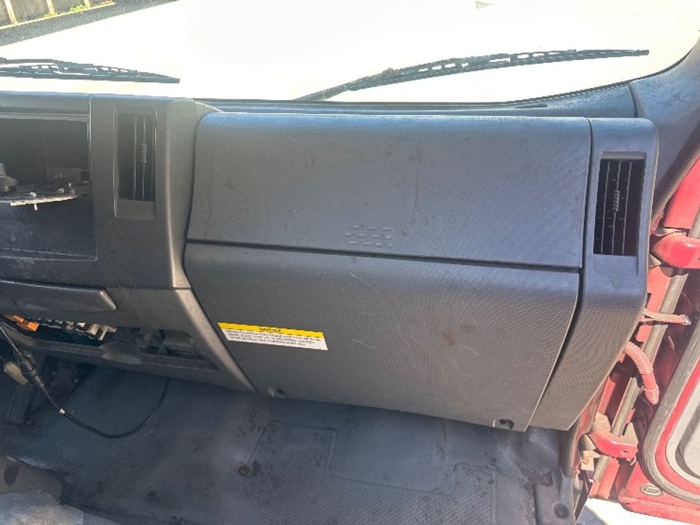 Medium Duty Box Truck-Light and Medium Duty Trucks-Isuzu-2020-NQR-Elmsford-NY-96,831\n\t\tmiles-$ 48,500 - Image 21