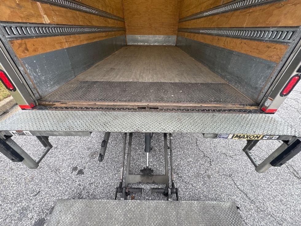 Medium Duty Box Truck-Light and Medium Duty Trucks-Isuzu-2020-NQR-Essex-MD-117,146\n\t\tmiles-$ 43,000 - Image 10