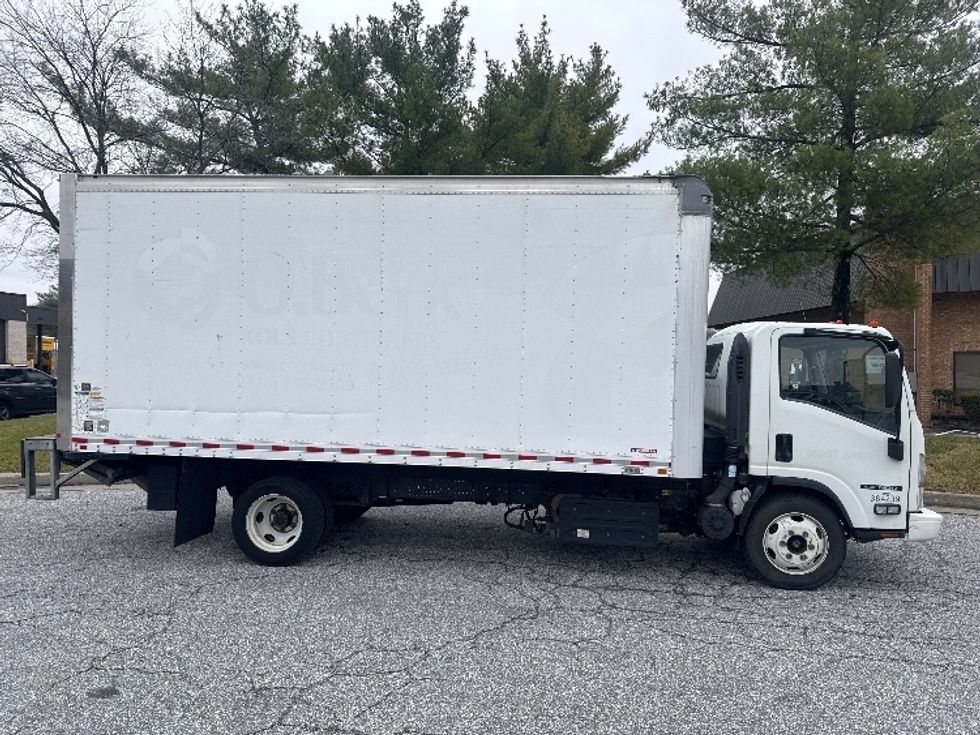 Medium Duty Box Truck-Light and Medium Duty Trucks-Isuzu-2020-NQR-Essex-MD-117,146\n\t\tmiles-$ 43,000 - Image 15