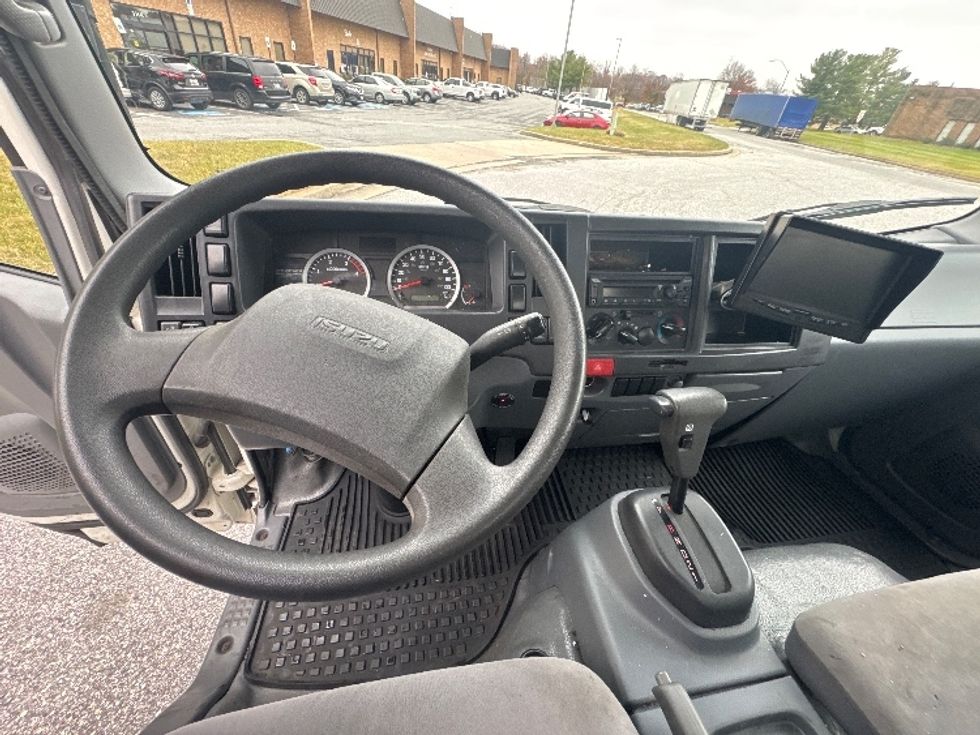 Medium Duty Box Truck-Light and Medium Duty Trucks-Isuzu-2020-NQR-Essex-MD-117,146\n\t\tmiles-$ 43,000 - Image 18