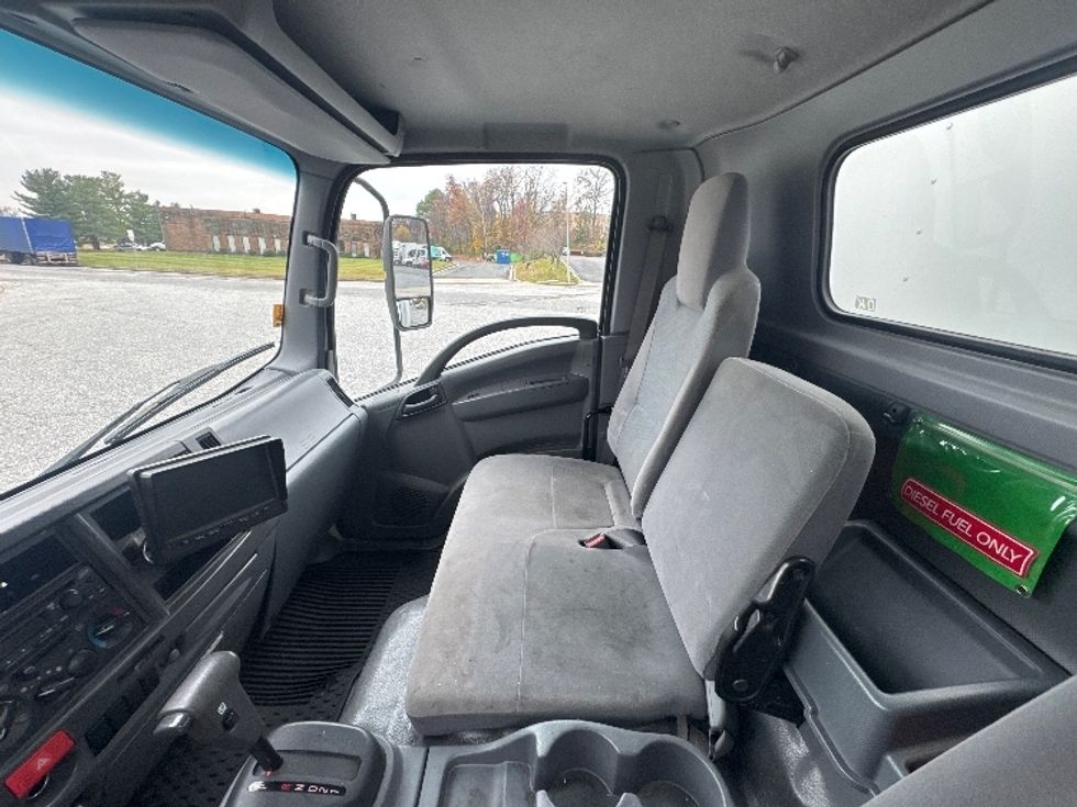 Medium Duty Box Truck-Light and Medium Duty Trucks-Isuzu-2020-NQR-Essex-MD-117,146\n\t\tmiles-$ 43,000 - Image 19